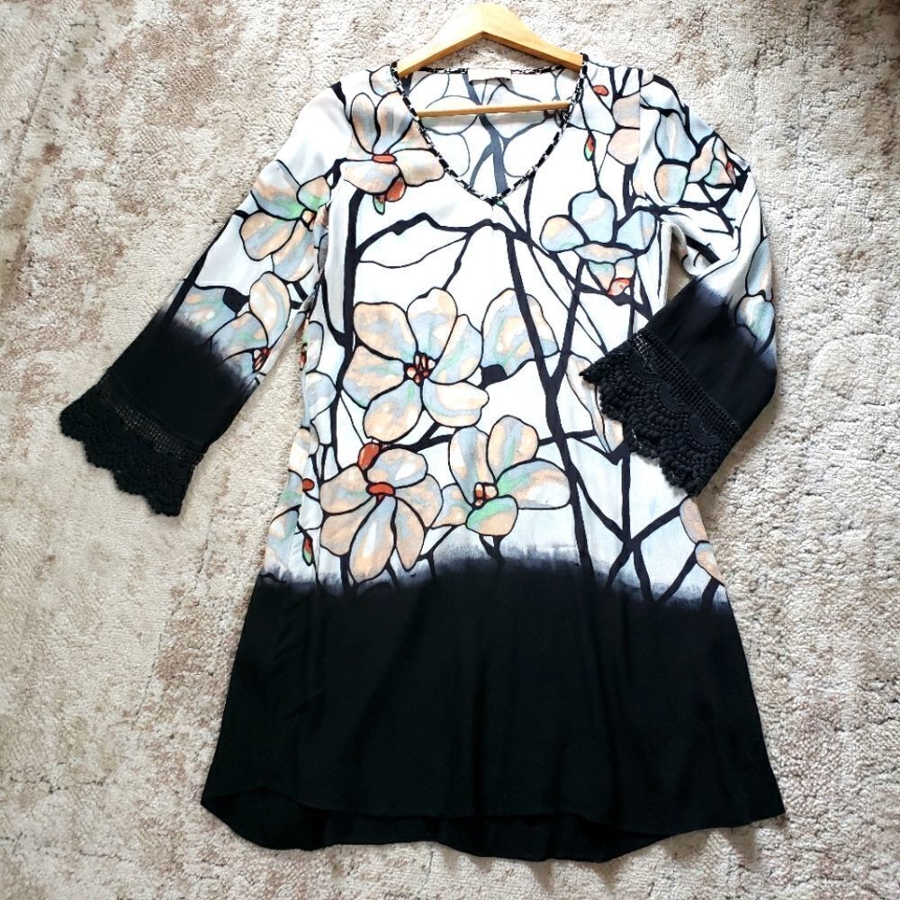 Language Small Blue Floral Print 3/4 Crochet Sleeve Boho V-neck Mini Dress Tunic